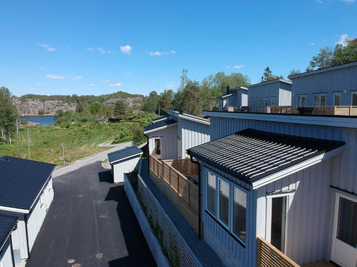Haellestrand Village Strömstad エクステリア 写真